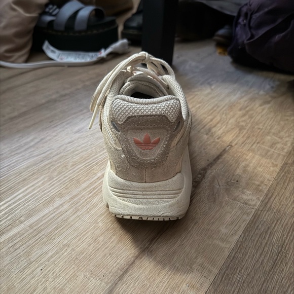 adidas Beige/Cream Low-Top Sneaker - Picture 9 of 10